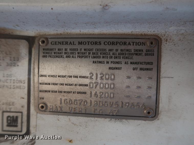 image for item HK9702 1986 GMC 7000  dump truck