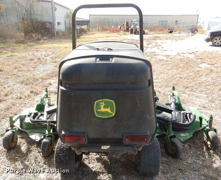image for item HL9250 John Deere 1600 Turbo  lawn mower