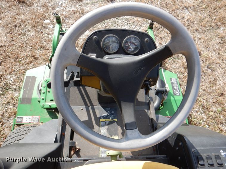 image for item HL9250 John Deere 1600 Turbo  lawn mower