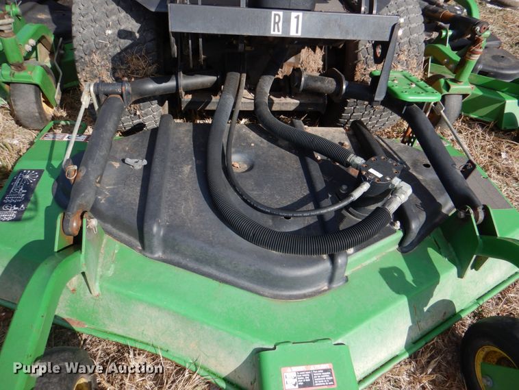 image for item HL9250 John Deere 1600 Turbo  lawn mower