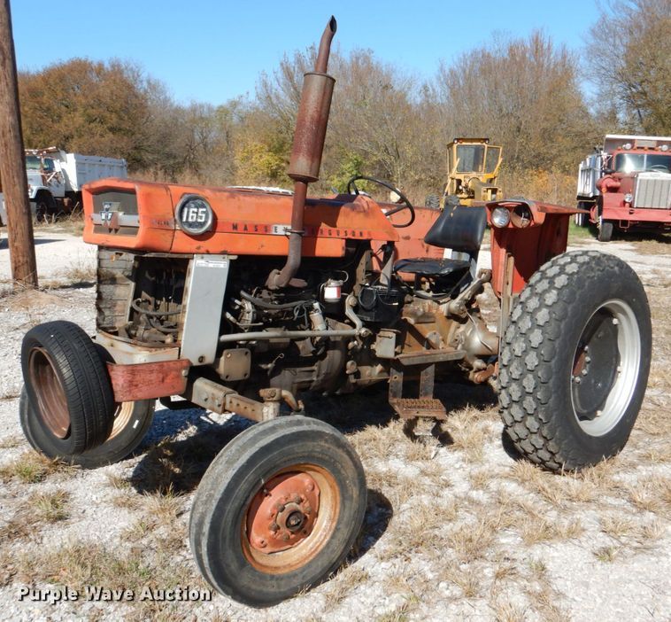 image for item HL9251 1966 Massey Ferguson 165  tractor