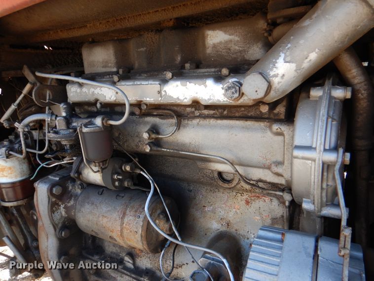 image for item HL9251 1966 Massey Ferguson 165  tractor