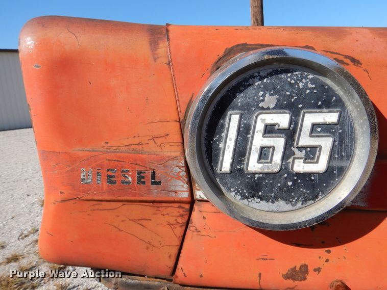 image for item HL9251 1966 Massey Ferguson 165  tractor