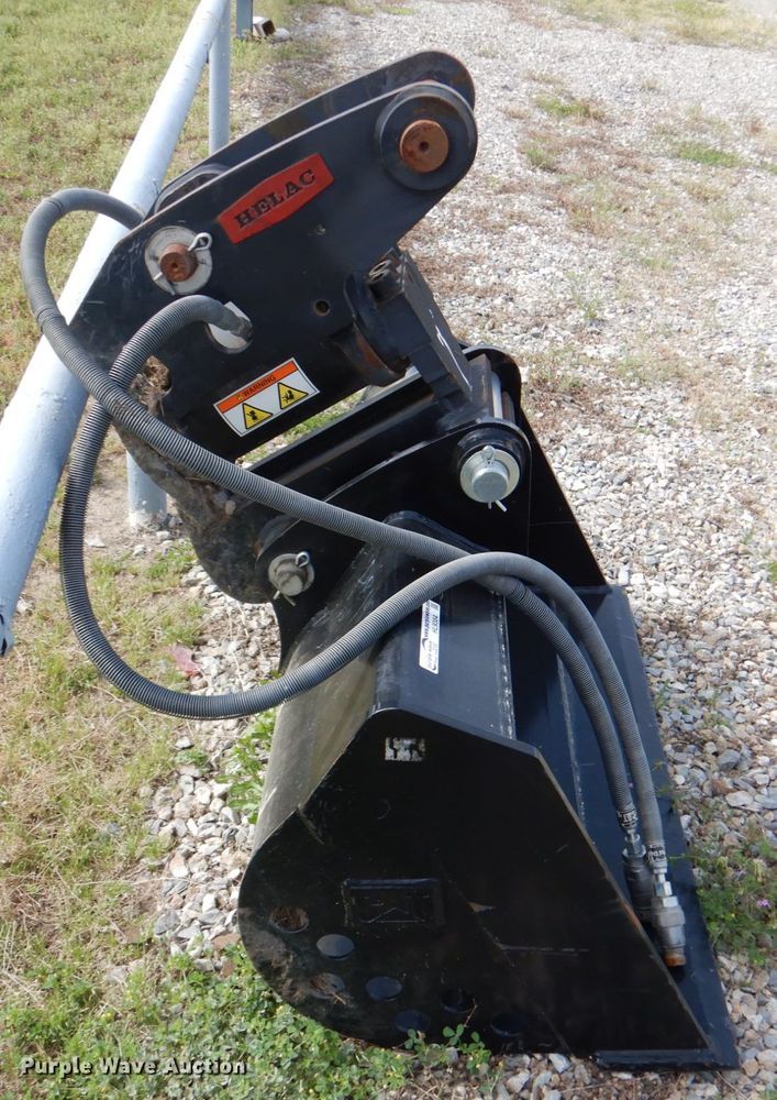 image for item HL9384 Caterpillar 48"W excavator bucket