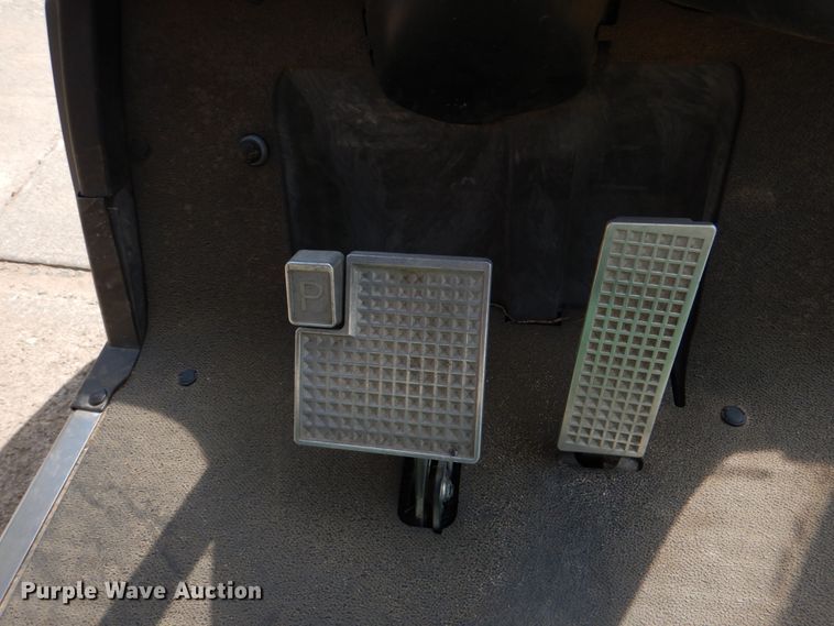 image for item HL9386 2011 Yamaha YTF2XP  golf cart