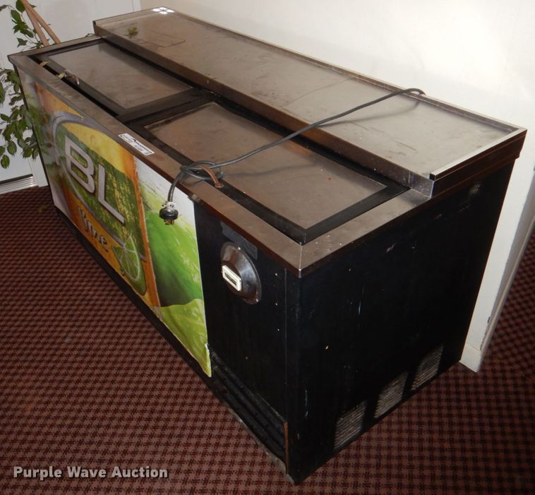 image for item HL9389 Beverage cooler