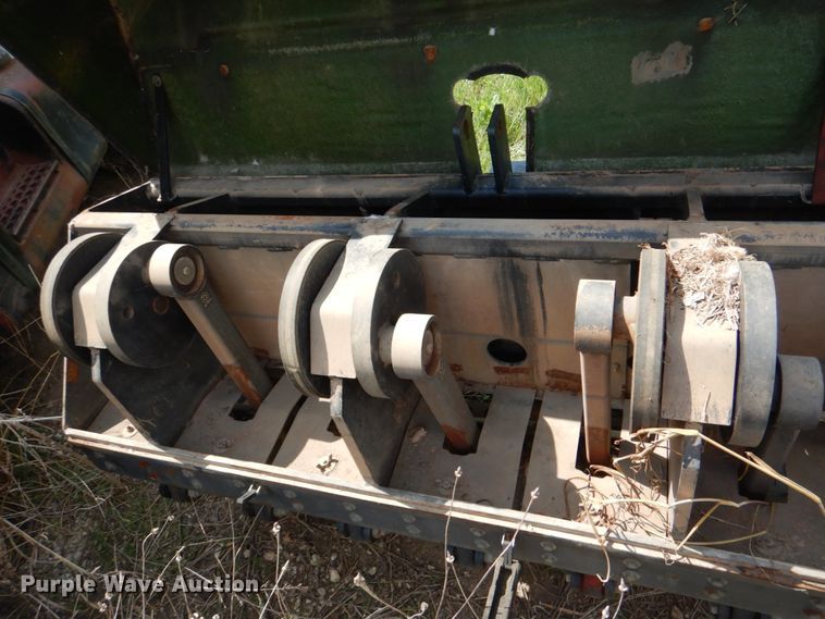 image for item HL9393 John Deere Aercore 1500  aerator