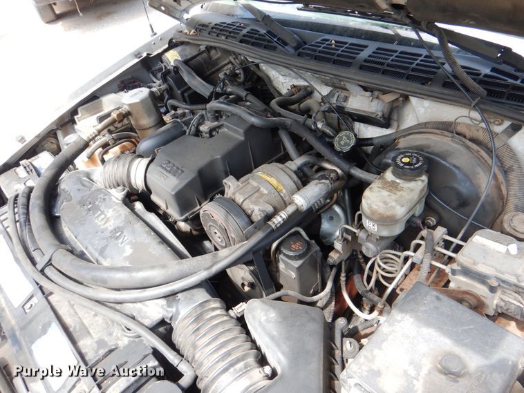 image for item HL9394 2001 Chevrolet S10  pickup truck