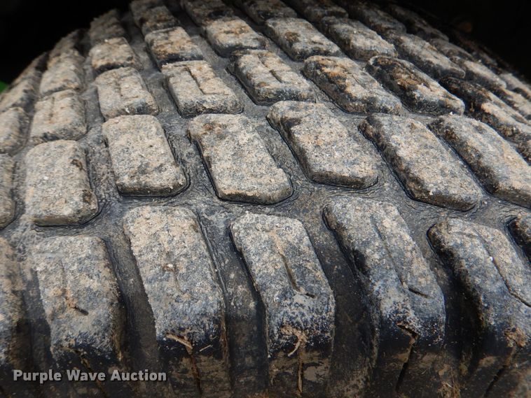 image for item HL9395 John Deere 810A  ZTR lawn mower