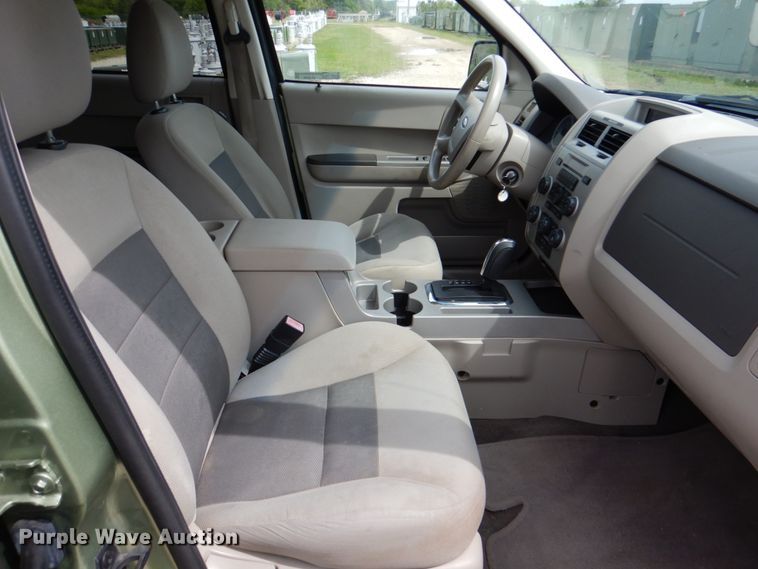 image for item HL9396 2008 Ford Escape Hybrid  SUV