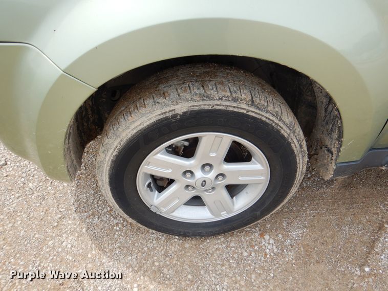 image for item HL9396 2008 Ford Escape Hybrid  SUV