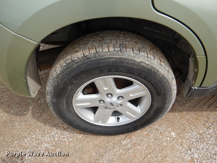 image for item HL9396 2008 Ford Escape Hybrid  SUV