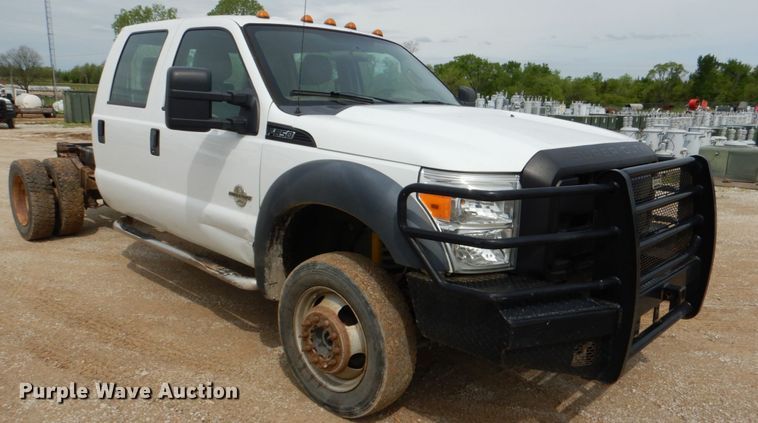 image for item HL9397 2012 Ford F550 Super Duty  Crew Cab truck cab and chassis