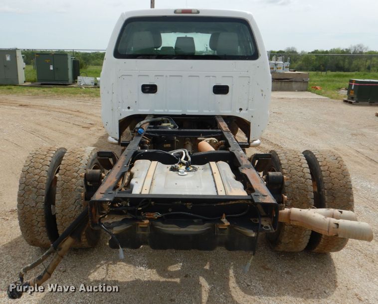 image for item HL9397 2012 Ford F550 Super Duty  Crew Cab truck cab and chassis