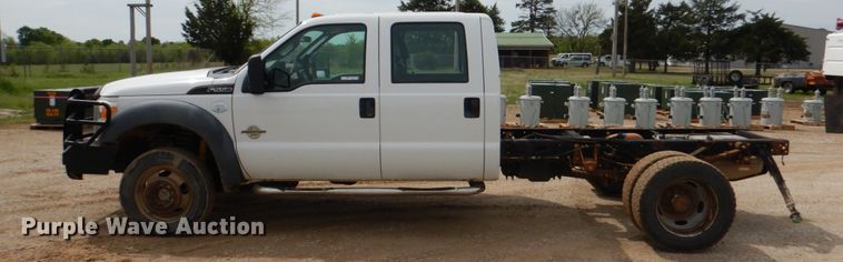 image for item HL9397 2012 Ford F550 Super Duty  Crew Cab truck cab and chassis