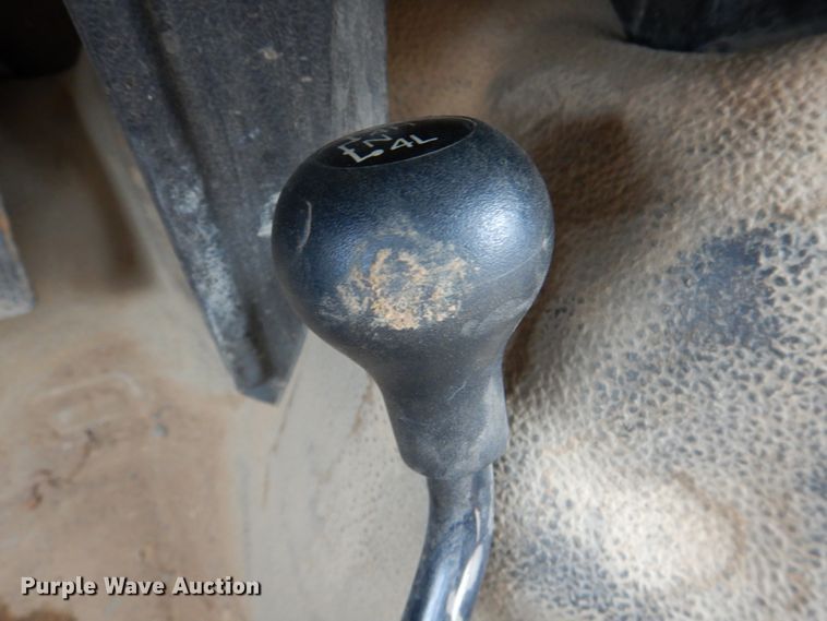 image for item HL9397 2012 Ford F550 Super Duty  Crew Cab truck cab and chassis