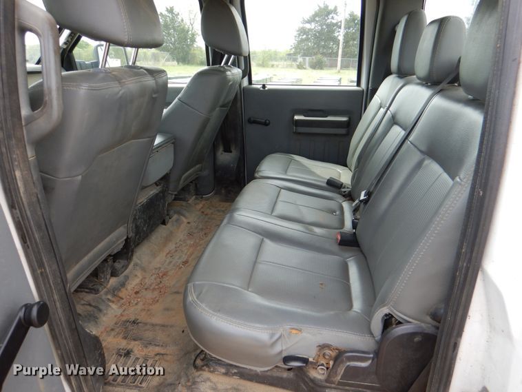 image for item HL9397 2012 Ford F550 Super Duty  Crew Cab truck cab and chassis