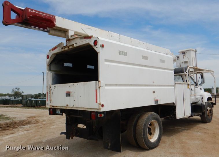 image for item HL9400 1999 GMC C7500  forestry bucket truck