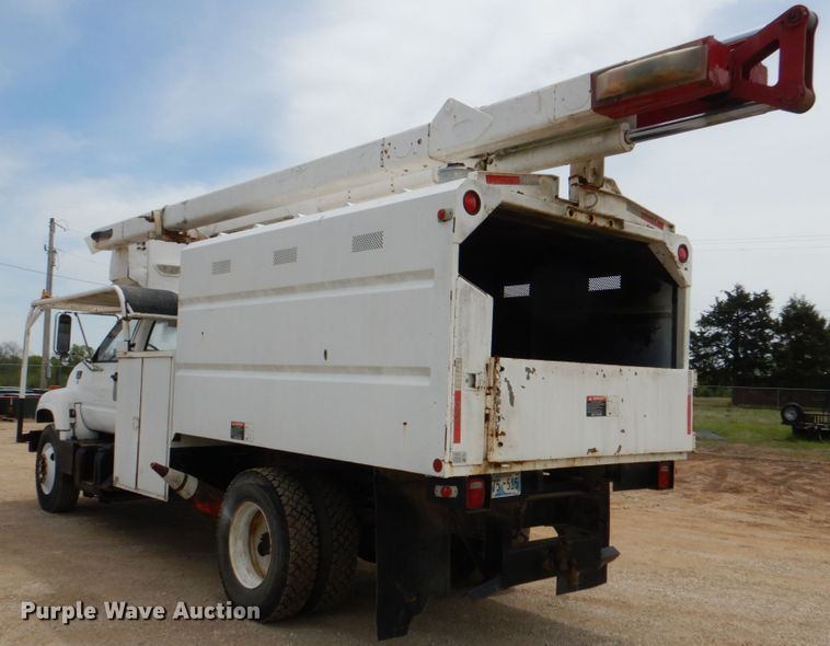 image for item HL9400 1999 GMC C7500  forestry bucket truck