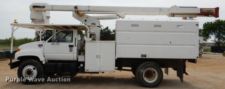 image for item HL9400 1999 GMC C7500  forestry bucket truck