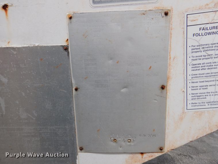 image for item HL9400 1999 GMC C7500  forestry bucket truck