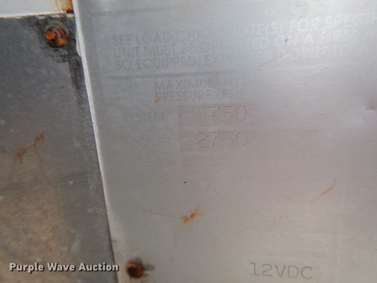 image for item HL9400 1999 GMC C7500  forestry bucket truck