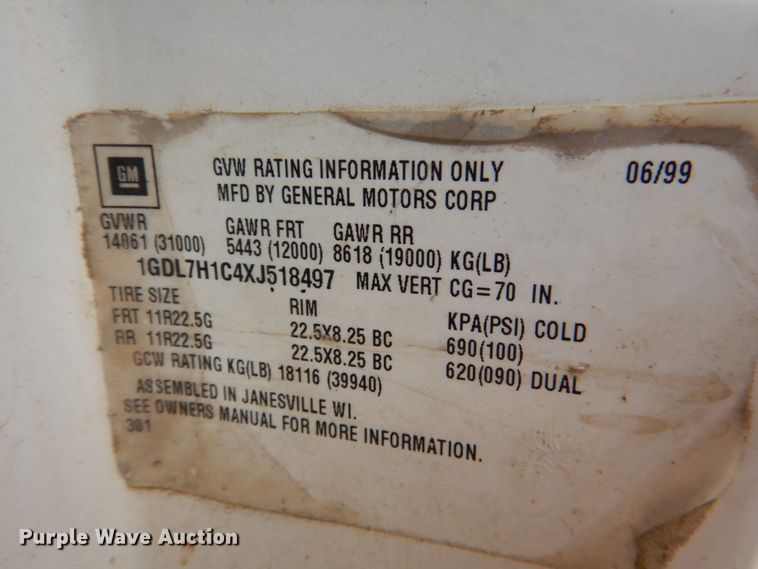 image for item HL9400 1999 GMC C7500  forestry bucket truck