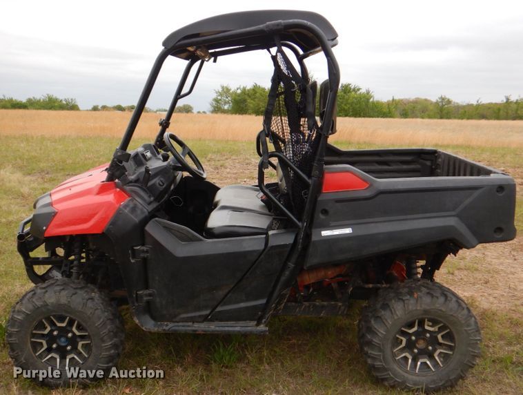 image for item HL9403 2017 Honda Pioneer 700  utility vehicle