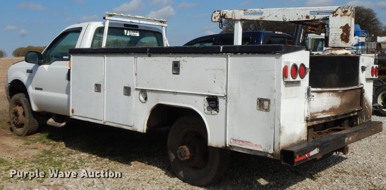 image for item HO9341 2001 Ford F450  utility/service truck