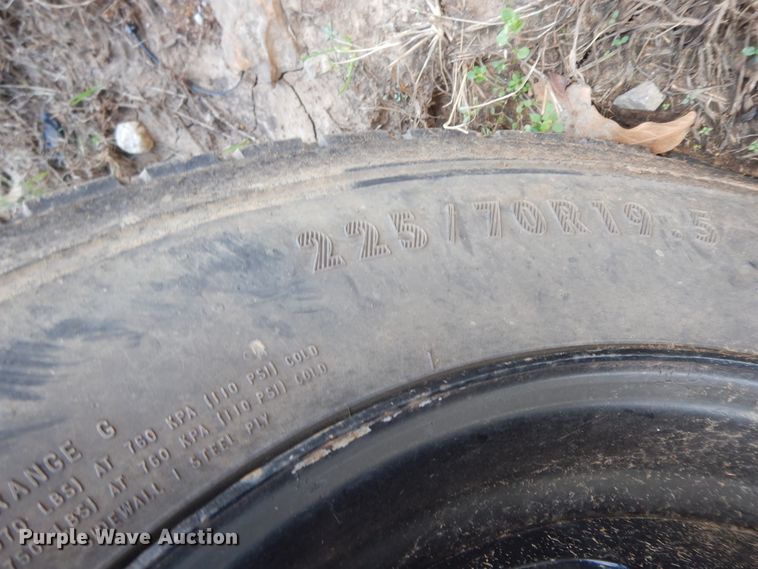 image for item HO9341 2001 Ford F450  utility/service truck