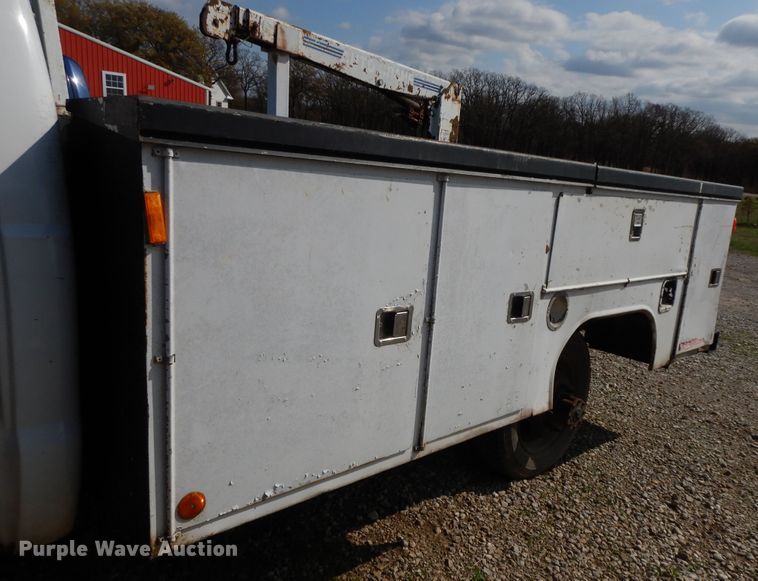 image for item HO9341 2001 Ford F450  utility/service truck