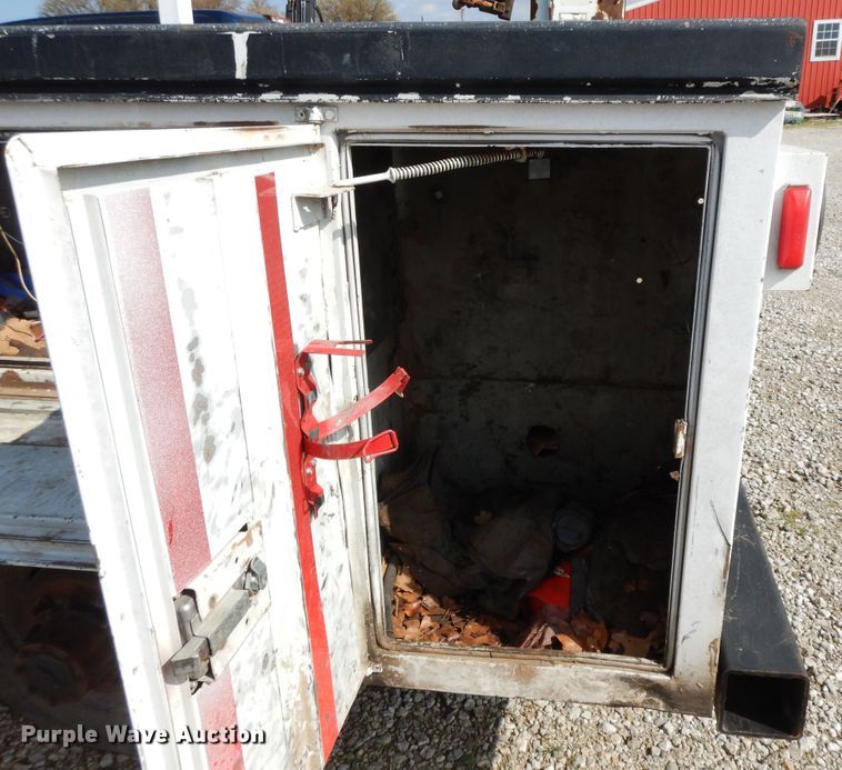 image for item HO9341 2001 Ford F450  utility/service truck