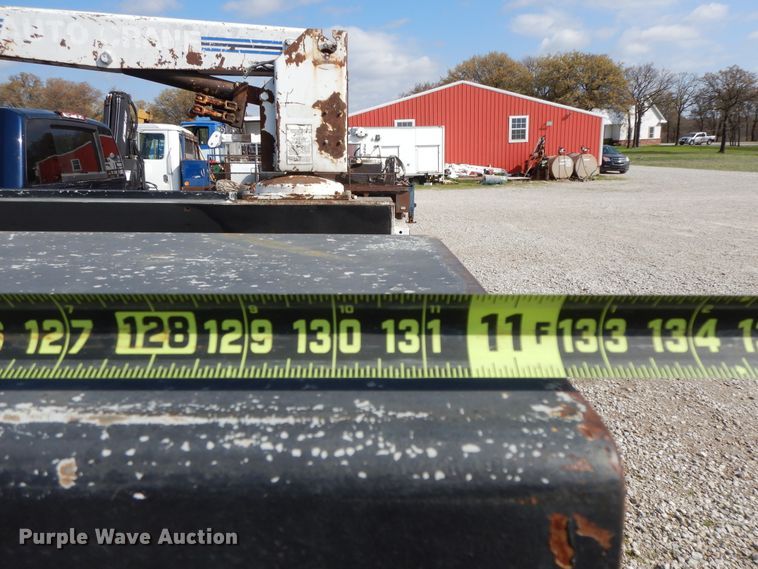 image for item HO9341 2001 Ford F450  utility/service truck