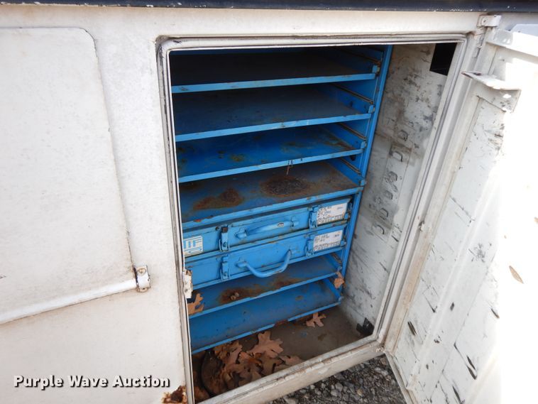 image for item HO9341 2001 Ford F450  utility/service truck