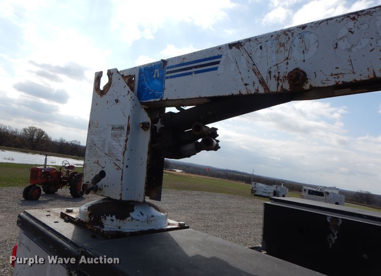 image for item HO9341 2001 Ford F450  utility/service truck