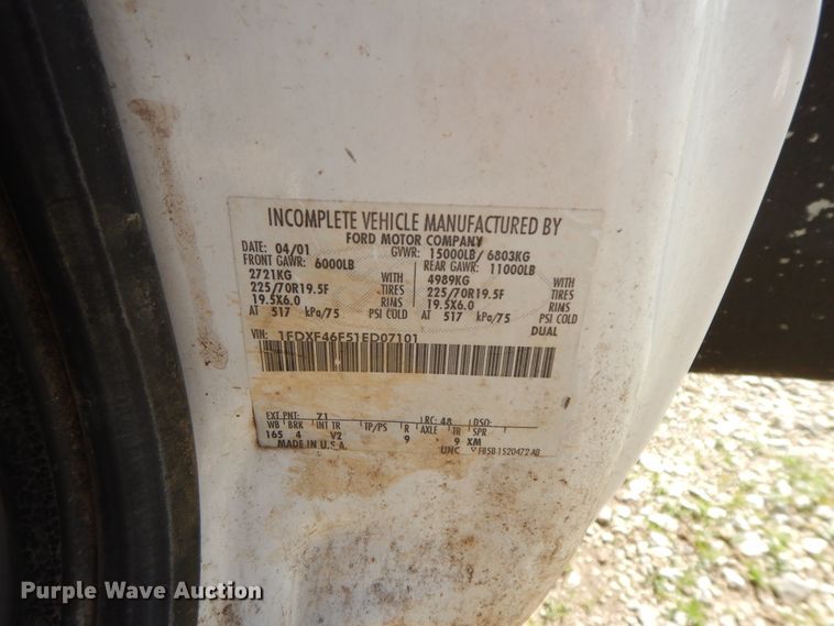 image for item HO9341 2001 Ford F450  utility/service truck