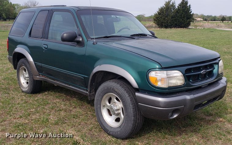 image for item HO9396 1999 Ford Explorer Sport  SUV