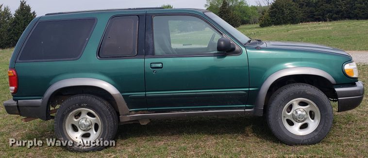 image for item HO9396 1999 Ford Explorer Sport  SUV