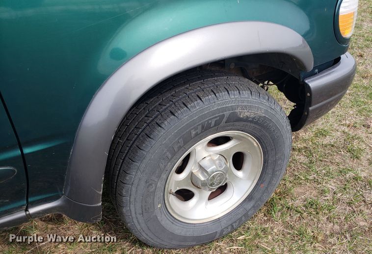 image for item HO9396 1999 Ford Explorer Sport  SUV