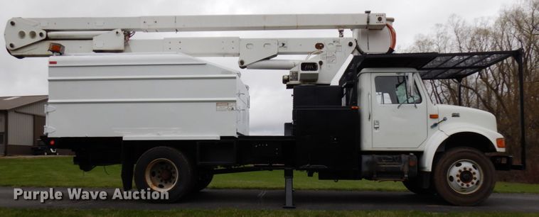 image for item HR9196 1997 International 4700  forestry bucket truck