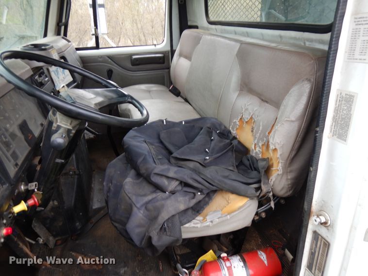 image for item HR9196 1997 International 4700  forestry bucket truck