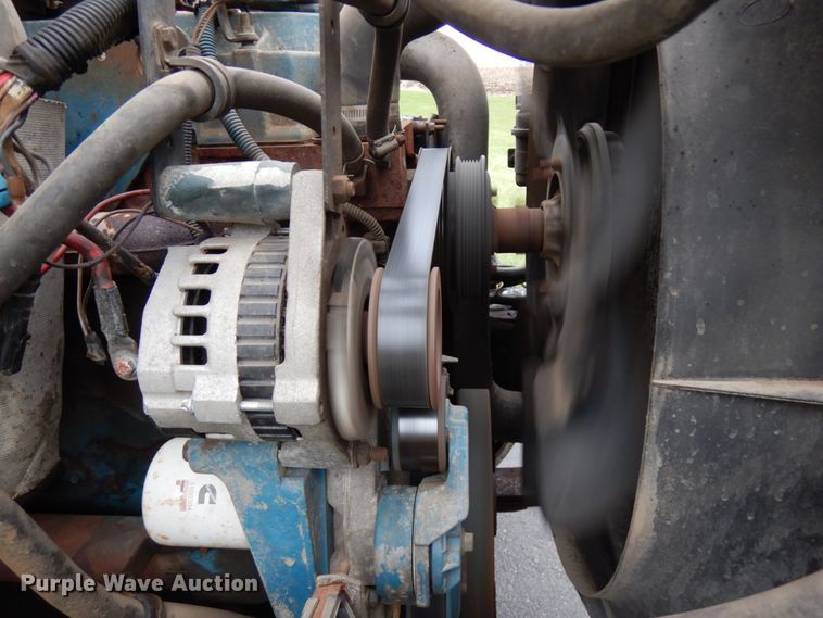 image for item HR9196 1997 International 4700  forestry bucket truck