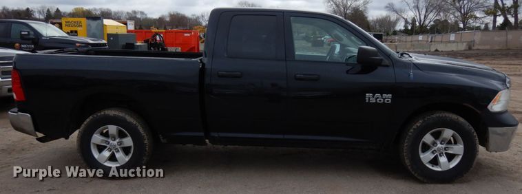 image for item HR9199 2013 Dodge Ram 1500  Quad Cab pickup truck