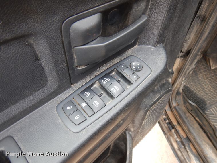 image for item HR9199 2013 Dodge Ram 1500  Quad Cab pickup truck