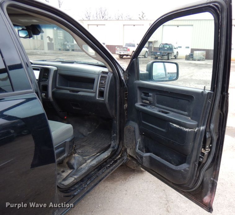 image for item HR9199 2013 Dodge Ram 1500  Quad Cab pickup truck