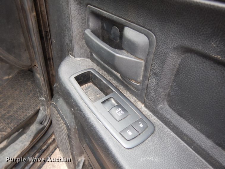 image for item HR9199 2013 Dodge Ram 1500  Quad Cab pickup truck