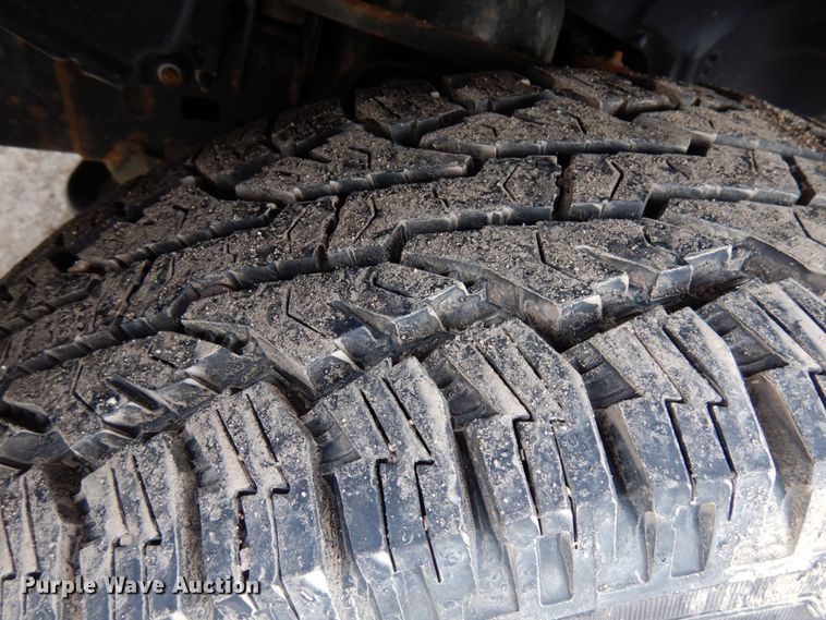 image for item HR9199 2013 Dodge Ram 1500  Quad Cab pickup truck