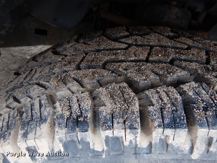 image for item HR9199 2013 Dodge Ram 1500  Quad Cab pickup truck