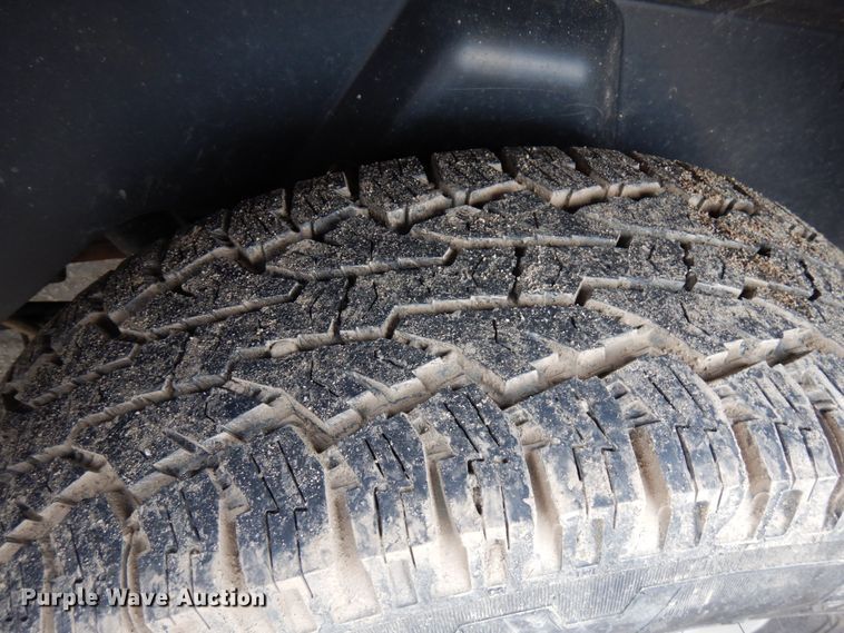 image for item HR9199 2013 Dodge Ram 1500  Quad Cab pickup truck