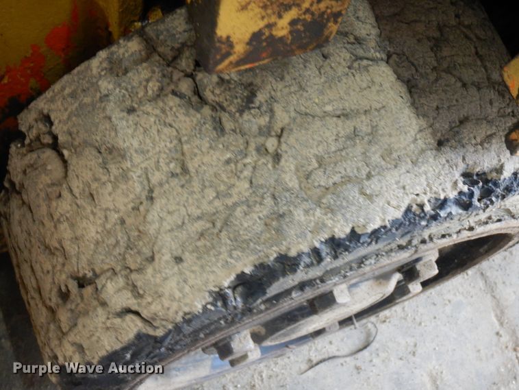 image for item HR9203 Yale  forklift